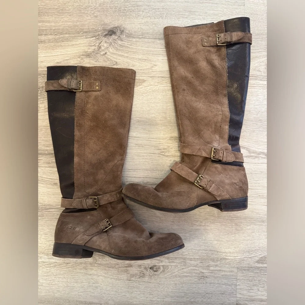 UGG Brown Boots with Suede Finish